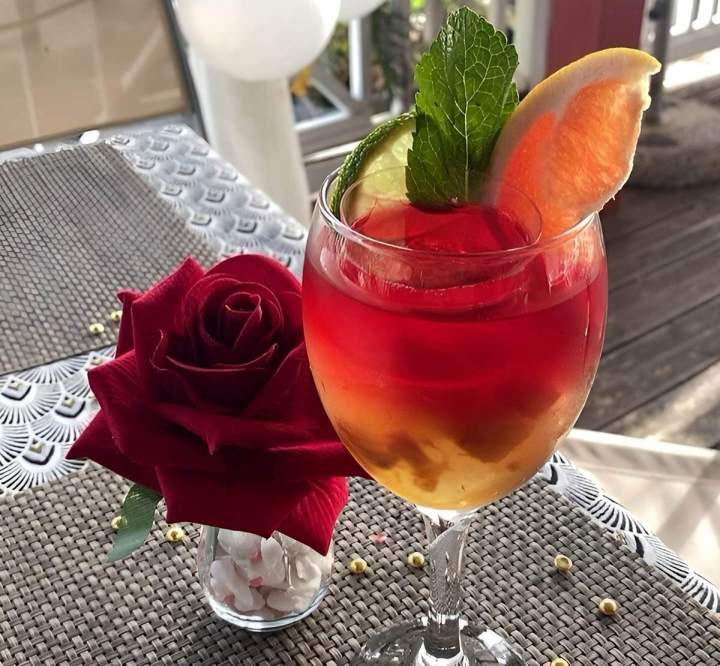 Détente assurée autour de boissons créatives et rafraîchissantes